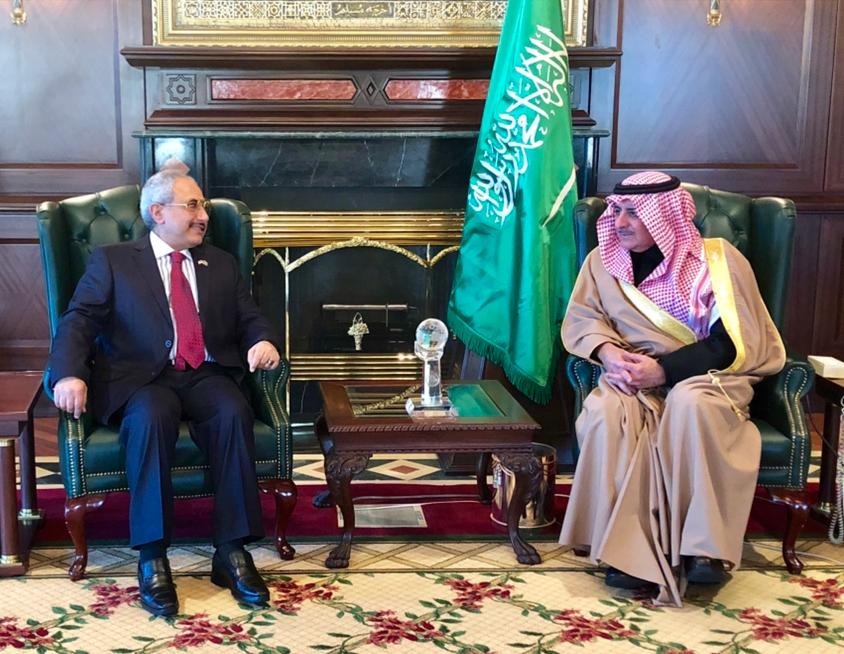 القنصل العام لليمن بجدة يناقش مع أمير منطقة تبوك أوضاع الجالية اليمنية