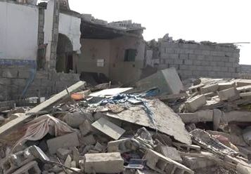 مليشيا الحوثي تقصف بالمدفعية حي منظر بالحديدة وتصيب نساء وأطفال