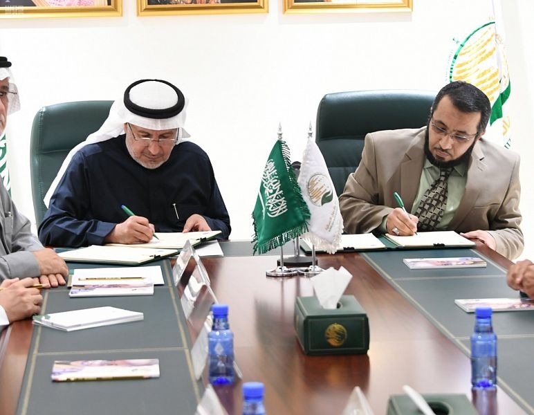 مركز الملك سلمان يوقع 6 اتفاقيات في مجالات الحماية والإمداد المائي الخدمات الطبية في اليمن