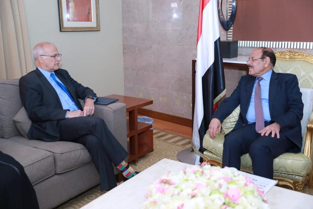 نائب رئيس الجمهورية يبحث مع السفير البريطاني سبل تعزيز وتطوير العلاقات الثنائية
