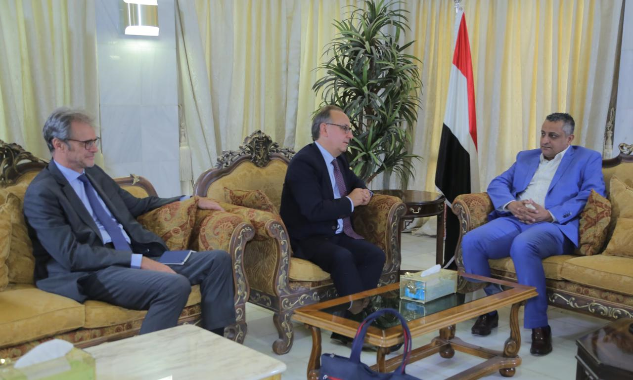 وزارة الثقافة تبحث اسنادا دوليا لاستعادة اثار اليمن المهربة 