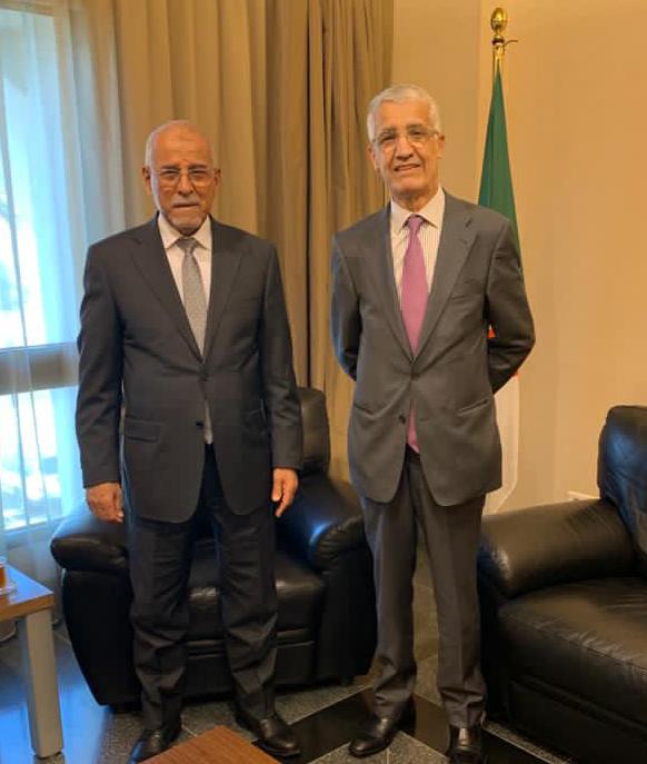 السفير اليزيدي يبحث مع مسؤول جزائري سبل تعزيز وتطوير العلاقات الثنائية بين البلدين