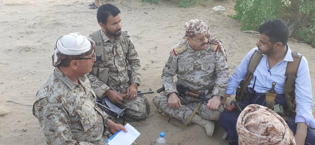
وزير الدفاع يتفقد أبطال الجيش والمقاومة في جبهات مراد بمأرب