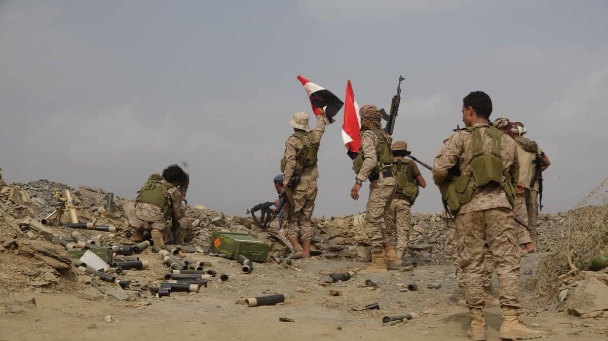 
الجيش الوطني بتعز يشن هجوما واسعا على ميليشيا الحوثي غرب المدينة 