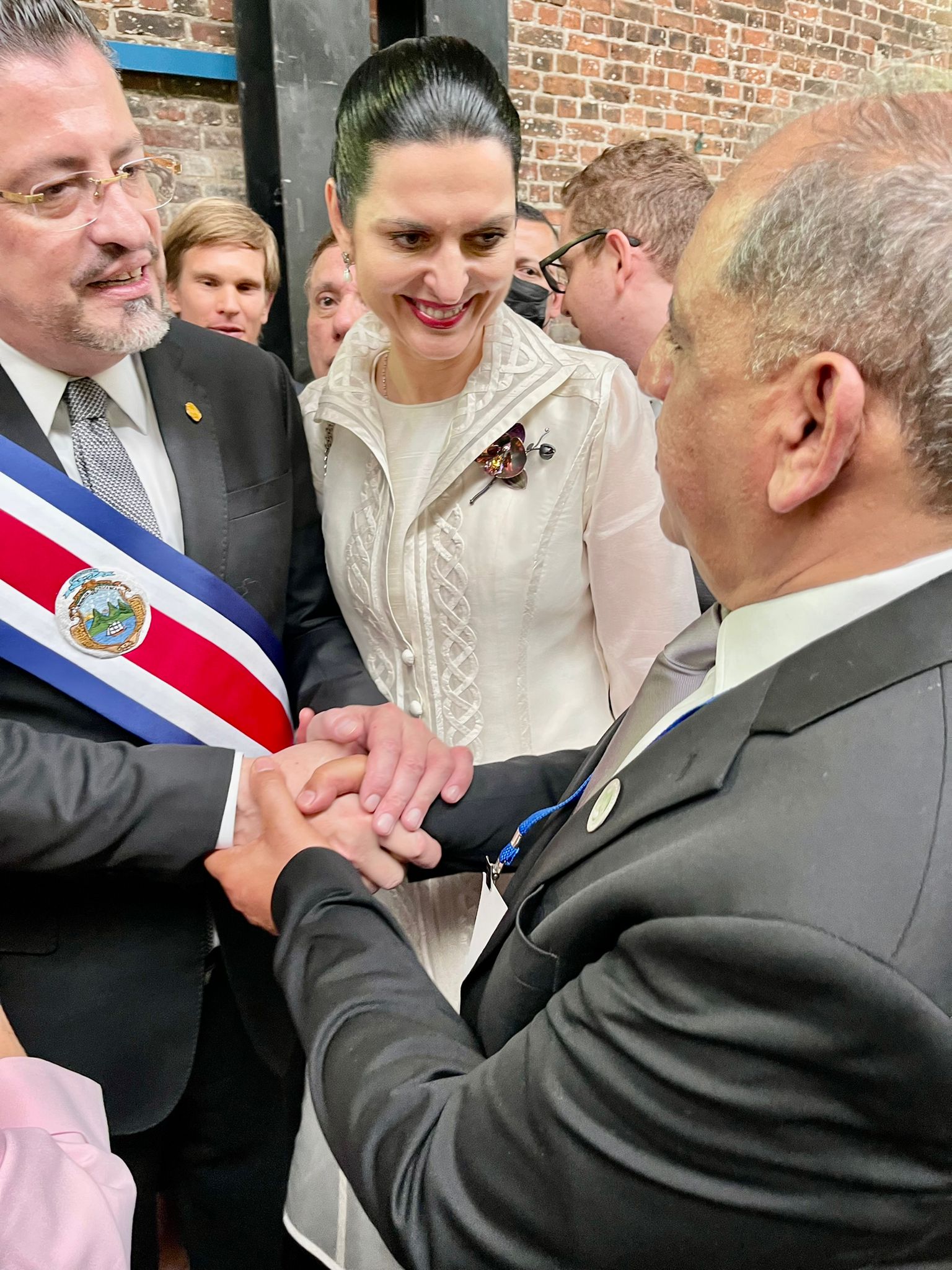 السفير ناشر يشارك في حفل تنصيب رئيس كوستاريكا الجديد