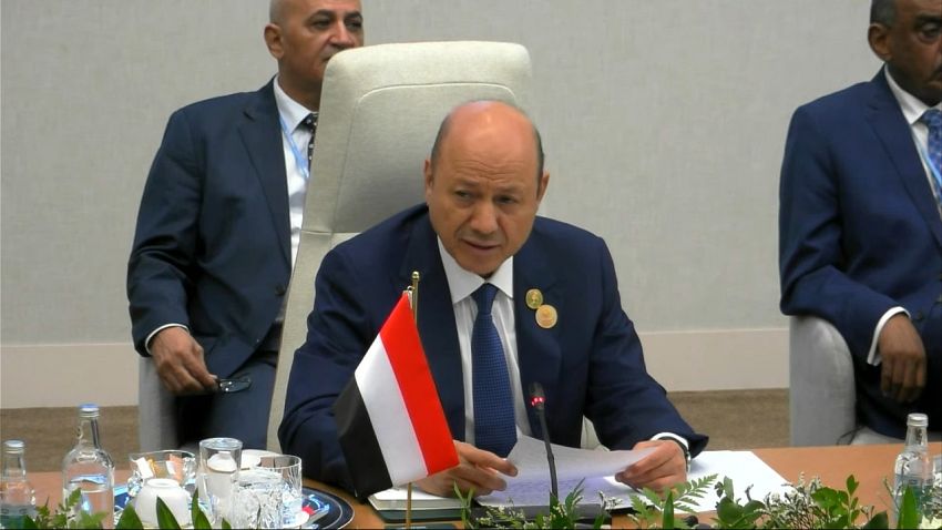رئيس مجلس القيادة الرئاسي يعرب عن ثقته بنجاح مبادرة "الشرق الاوسط الاخضر" في تحقيق اهداف التنمية المستدامة