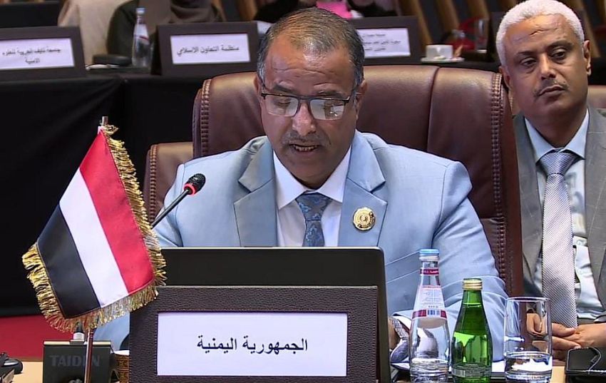 وزير الشؤون الإجتماعية يؤكد على ضرورة مواصلة دعم ومساندة الحكومة اليمنية