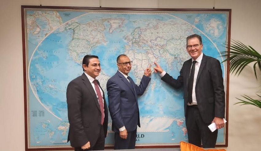 وزير الصناعة يبحث مع مدير منظمة الأمم المتحدة للتنمية الصناعية تعزيز الأمن الغذائي في اليمن
