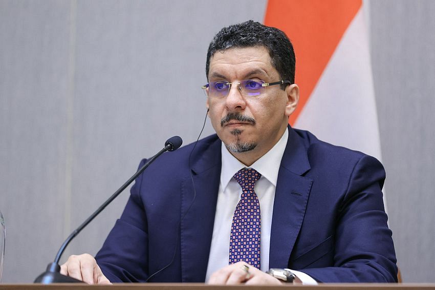 وزير الخارجية يشارك في منتدى صير بني ياس بالامارات 