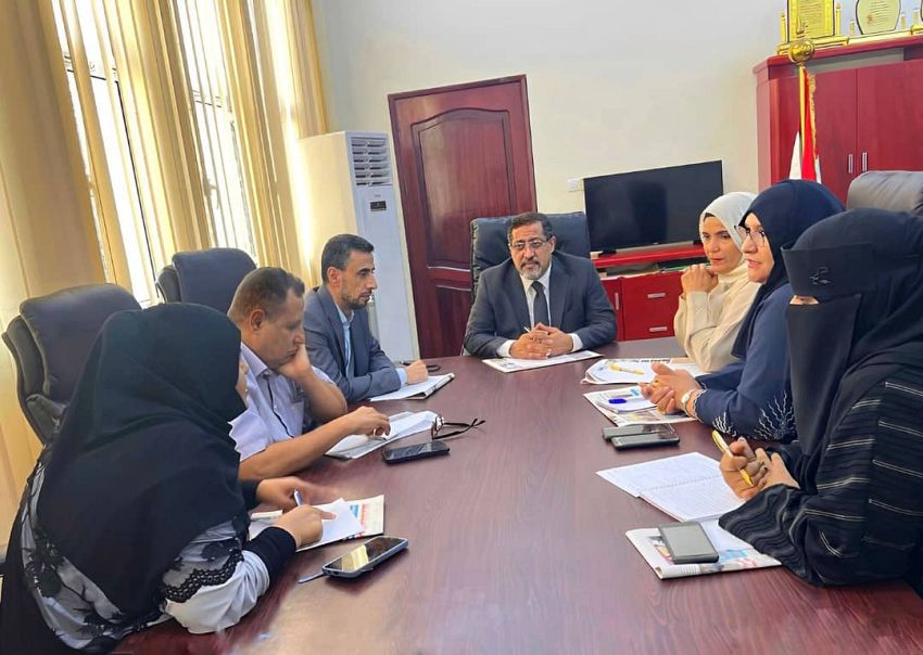 وزير العدل يلتقي فريق مشروع وصول النساء للخدمات التابع لاتحاد نساء اليمن - عدن
