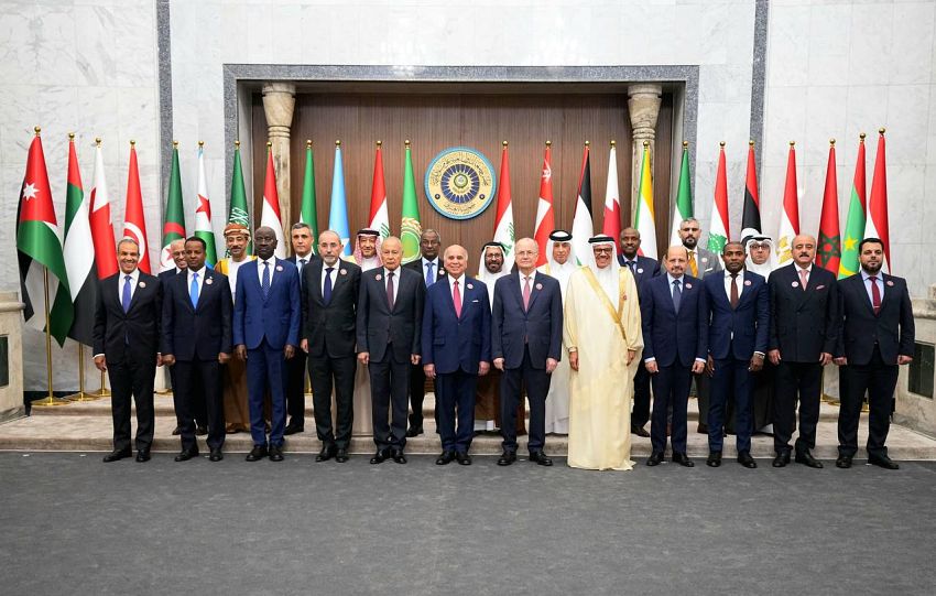 وزير الخارجية يشارك في اجتماع هيئة متابعة تنفيذ القرارات والالتزامات المعنية بالقمة العربية 