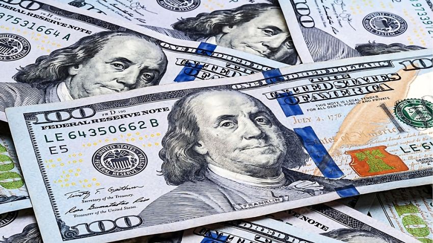 الدولار يتراجع مع ترقب بيانات الوظائف الأمريكية واشنطن - سبأنت. تراجع الدولار إلى قرب أدنى مستوى له في شهرين في بداية جلسة التداول الآسيوية، اليوم الثلاثاء، حيث تترقب الأسواق صدور عدد من البيانات الاقتصادية.. وانخفض مؤشر الدولار، الذي ي 