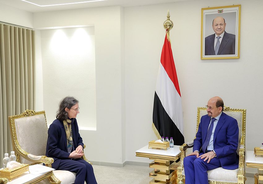 رئيس الوزراء يستقبل في عدن السفيرة الفرنسية لدى اليمن